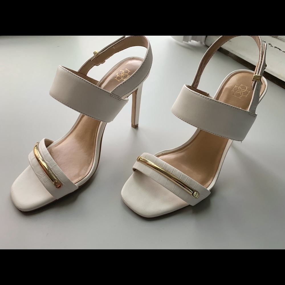 Ann Taylor White Anly Sandals size 7.5